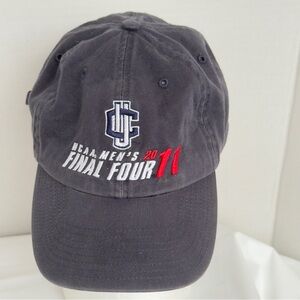 UCONN Huskies 2011 NCAA Men’s Final 4  Hat Distressed Blue Strap back Unisex